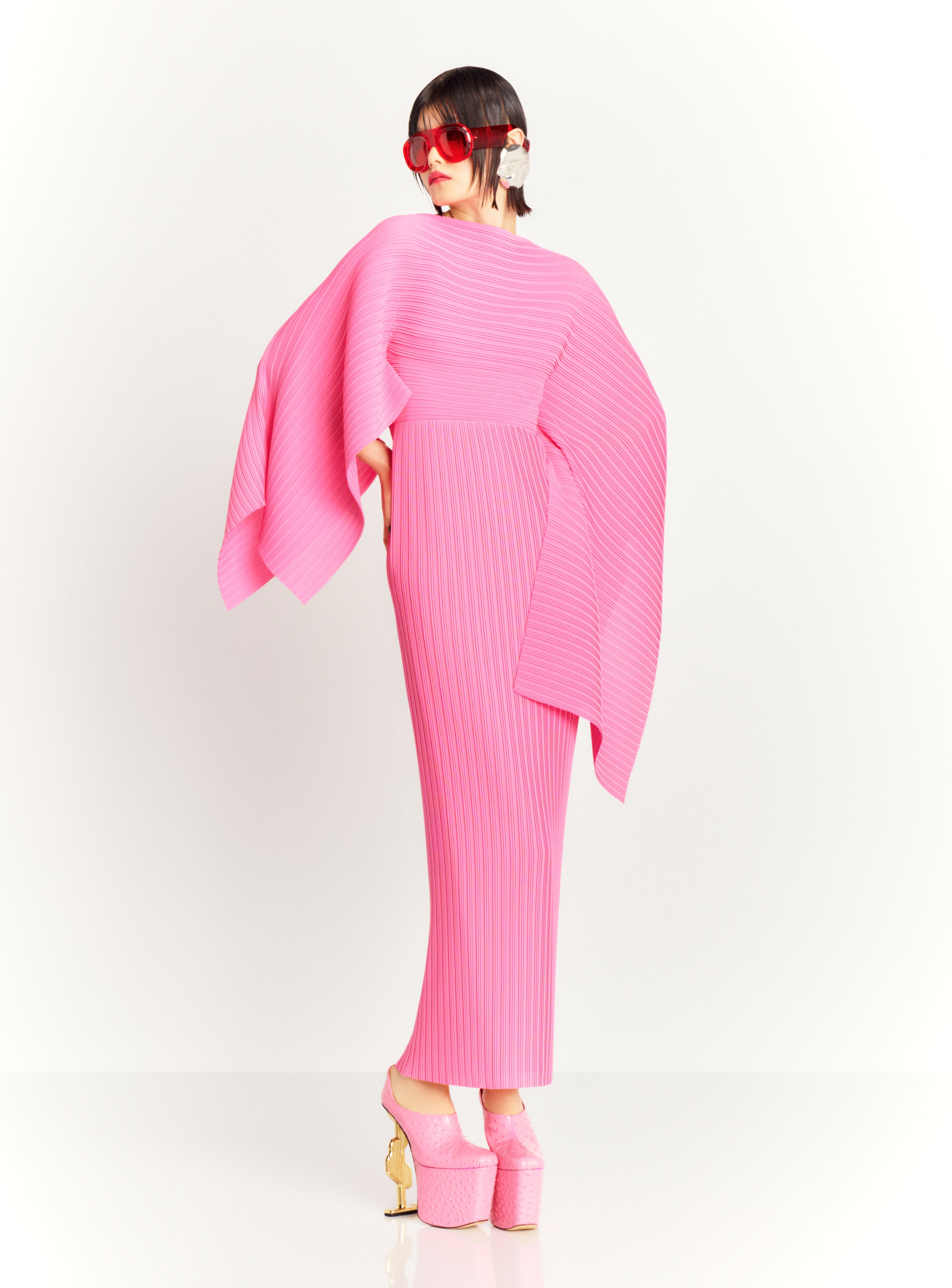 The Adami Maxi Dress in Light Pink – Solace London US 