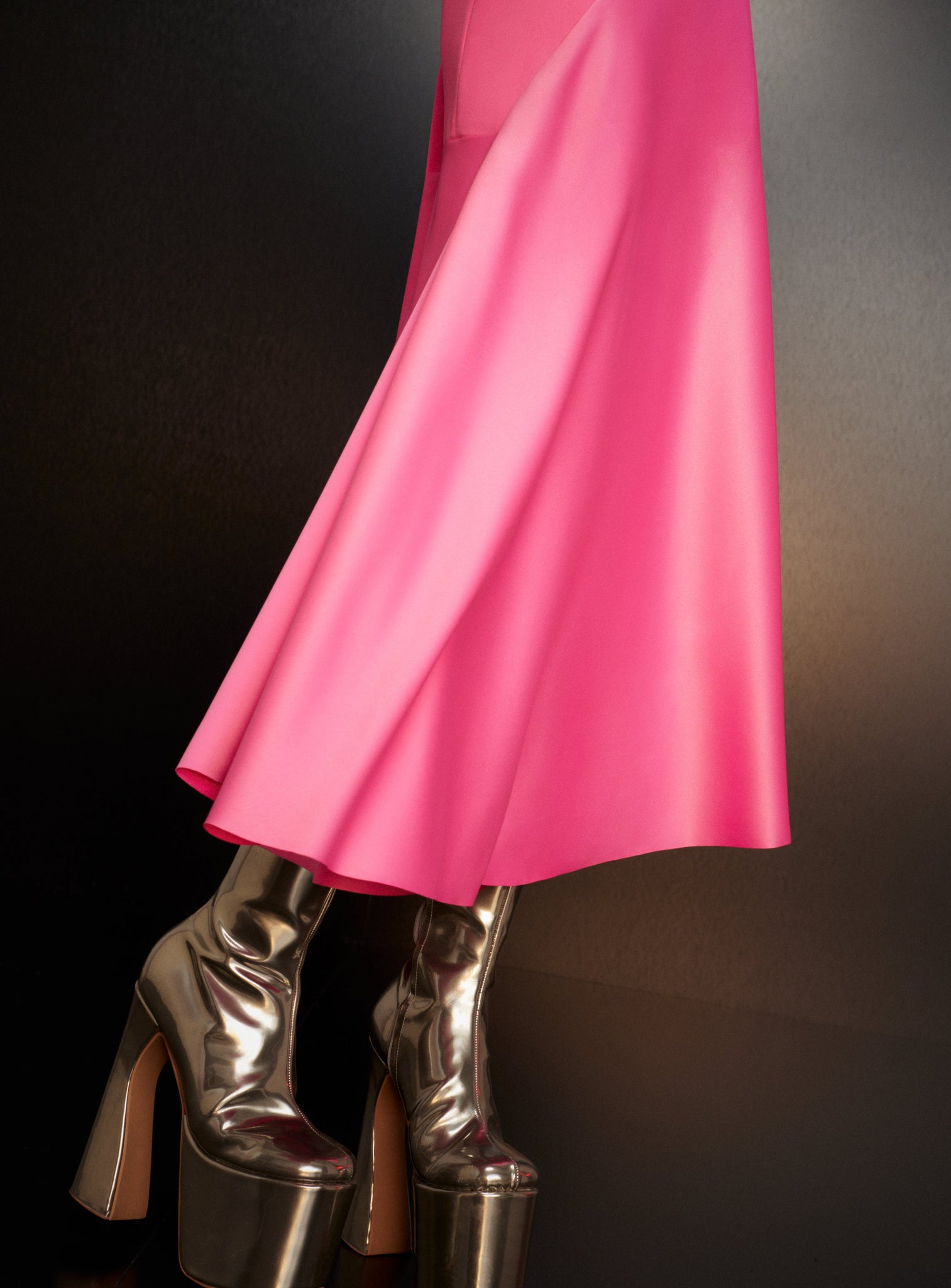 The Gaia Midi Dress in Pink