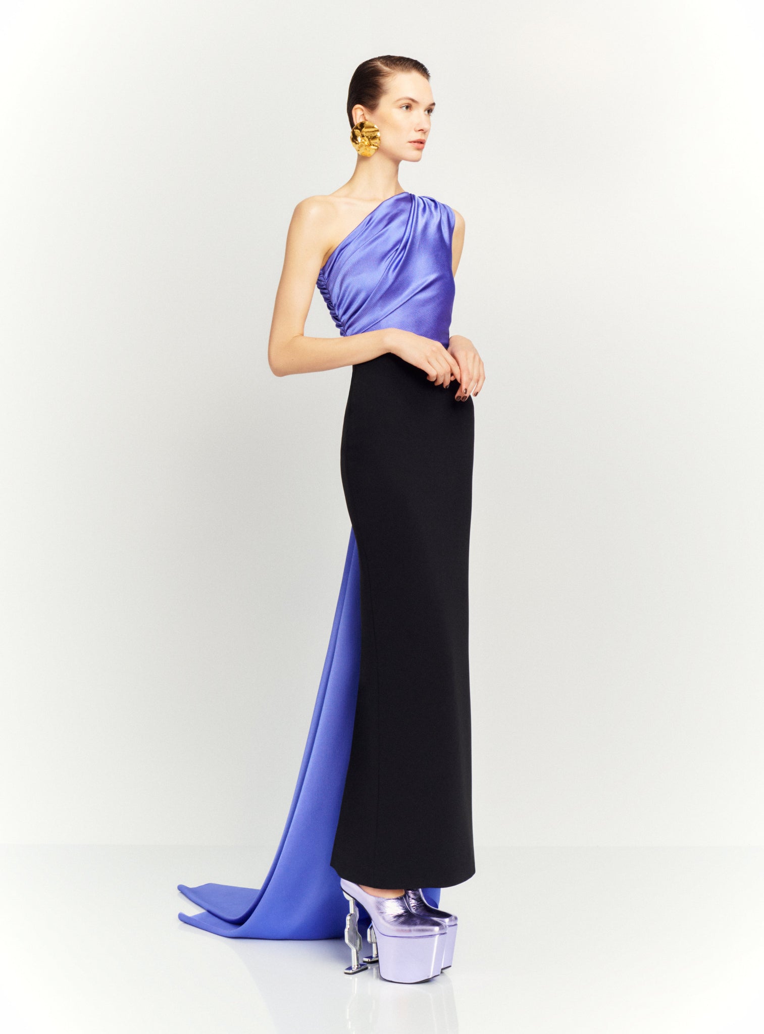 The Yeva Maxi Dress in Periwinkle and Black