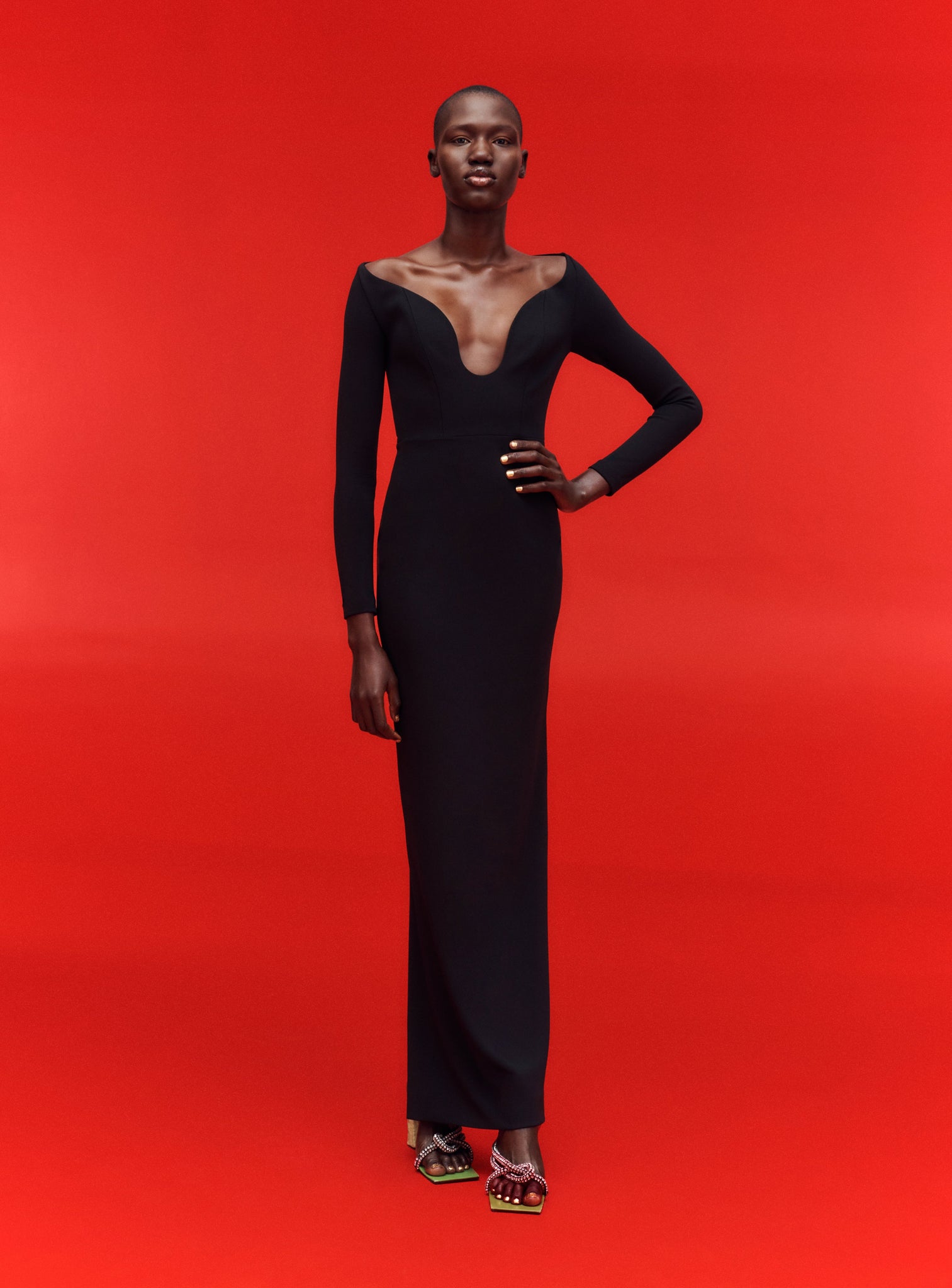 The Sanna Maxi Dress in Black – Solace London US
